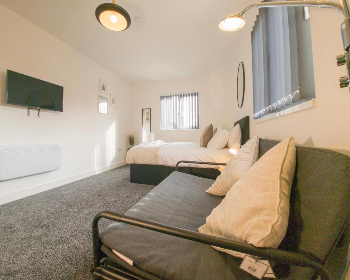 Principality - Two Bed By Promise Apartment